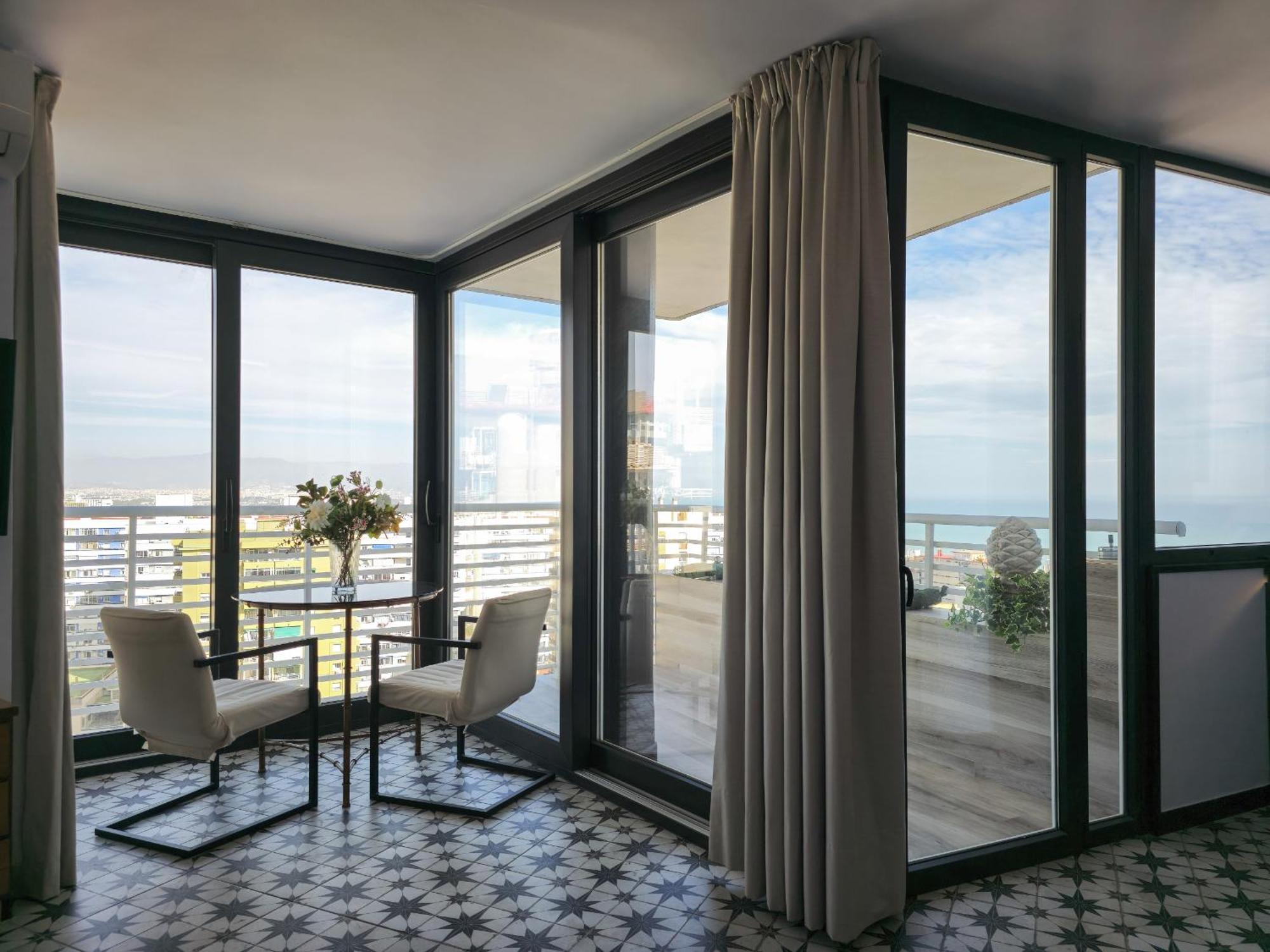 Appartement Special Sky - Sea & Mountain Views- Center