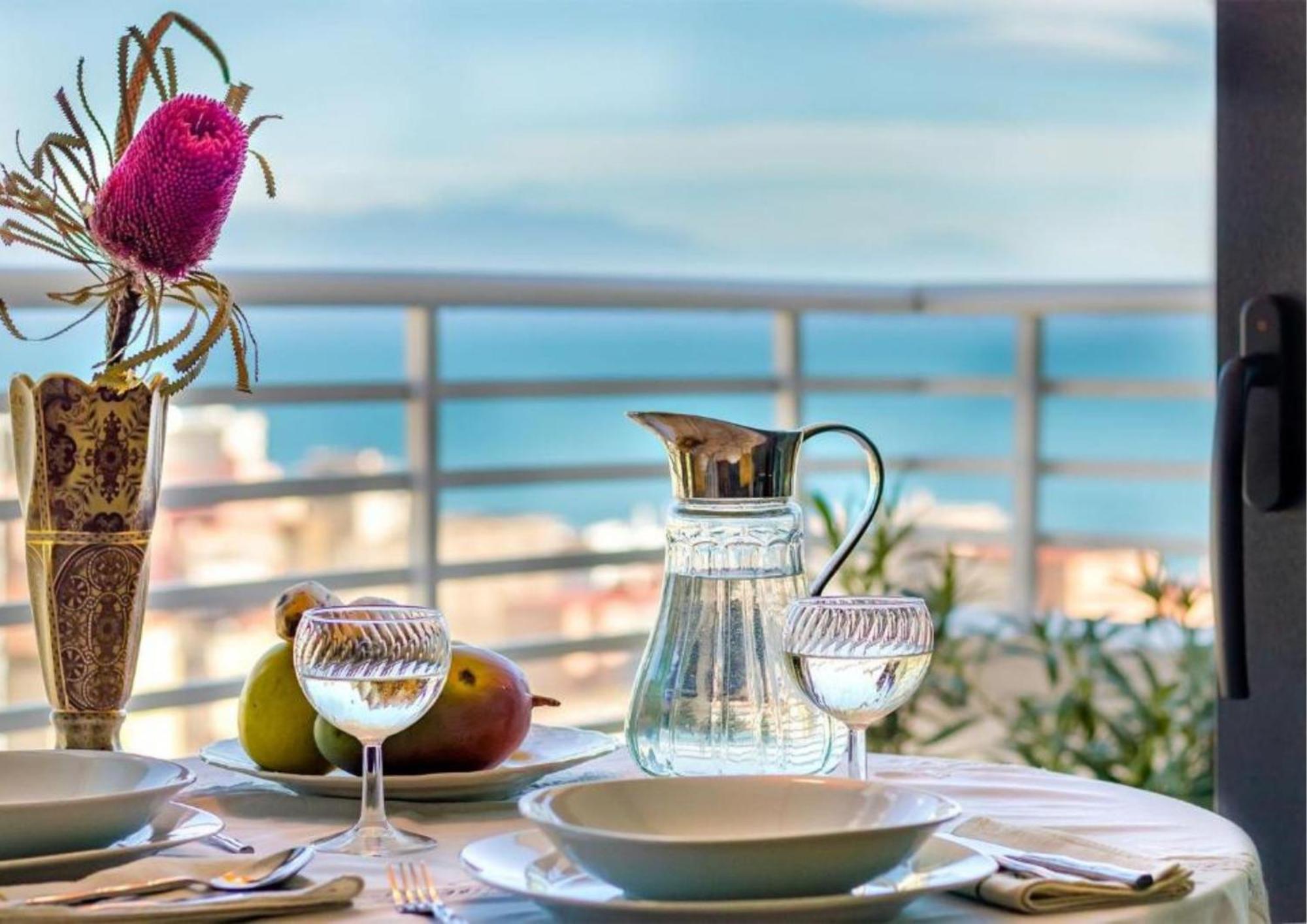 Special Sky - Sea & Mountain Views- Center
